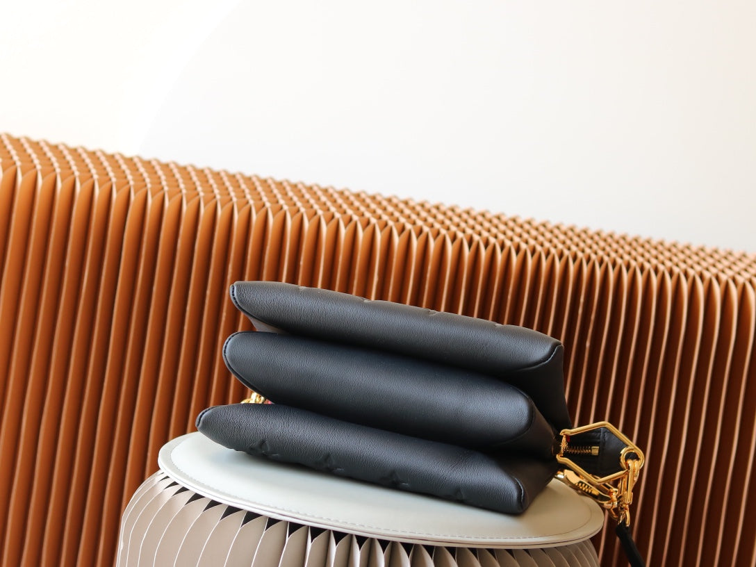 Exquisite leather bags-7779