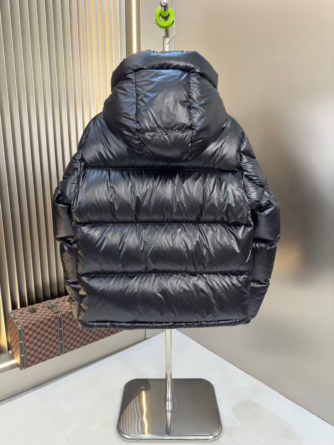 Classic down jacket-12