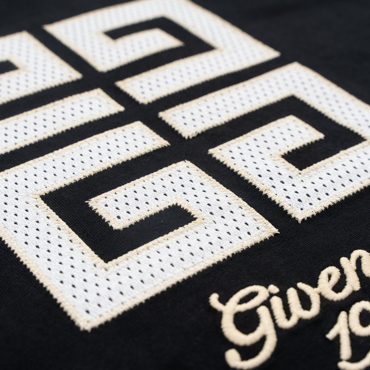 Printed T-Shirt: High-End Fashion Statement-1082