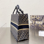 Exquisite leather bags-536