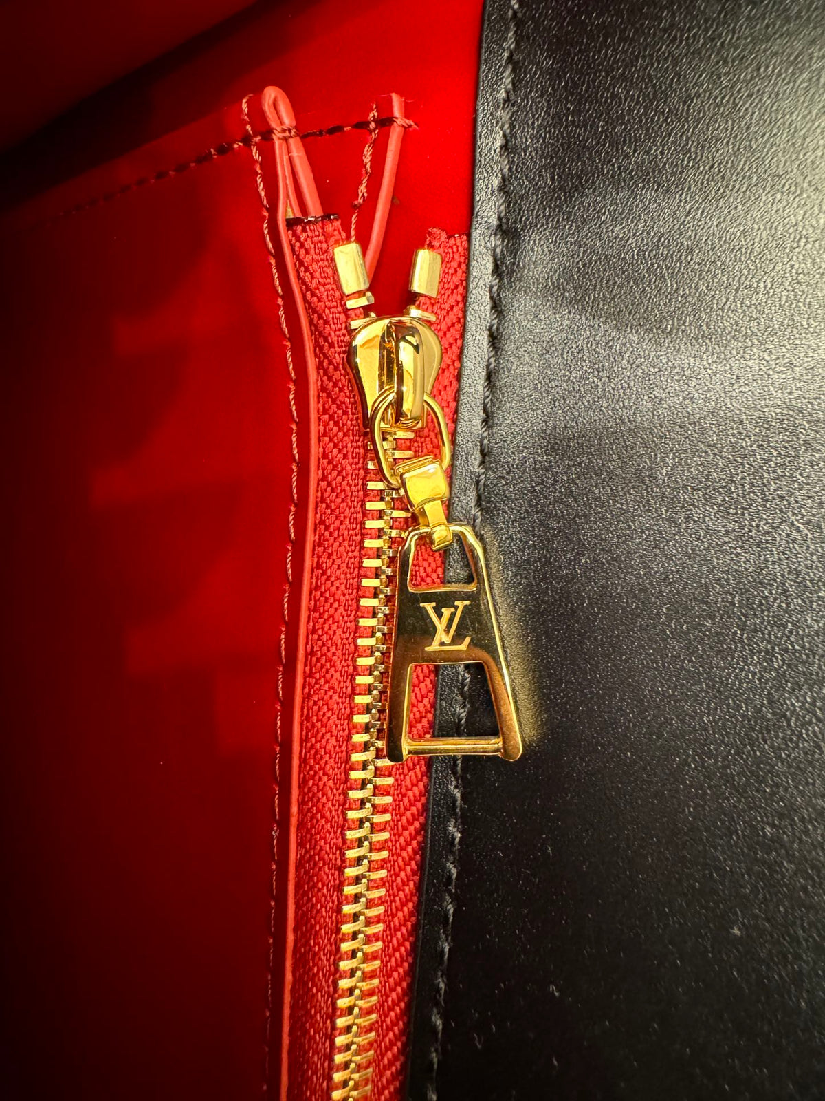 Exquisite leather bags-156