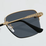 Fashion Eyewear: Elevate Your Style with Exquisite Craftsmanship-528