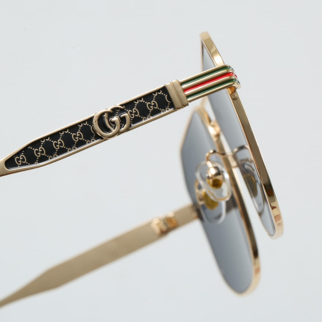 Fashion Eyewear: Elevate Your Style with Exquisite Craftsmanship-529