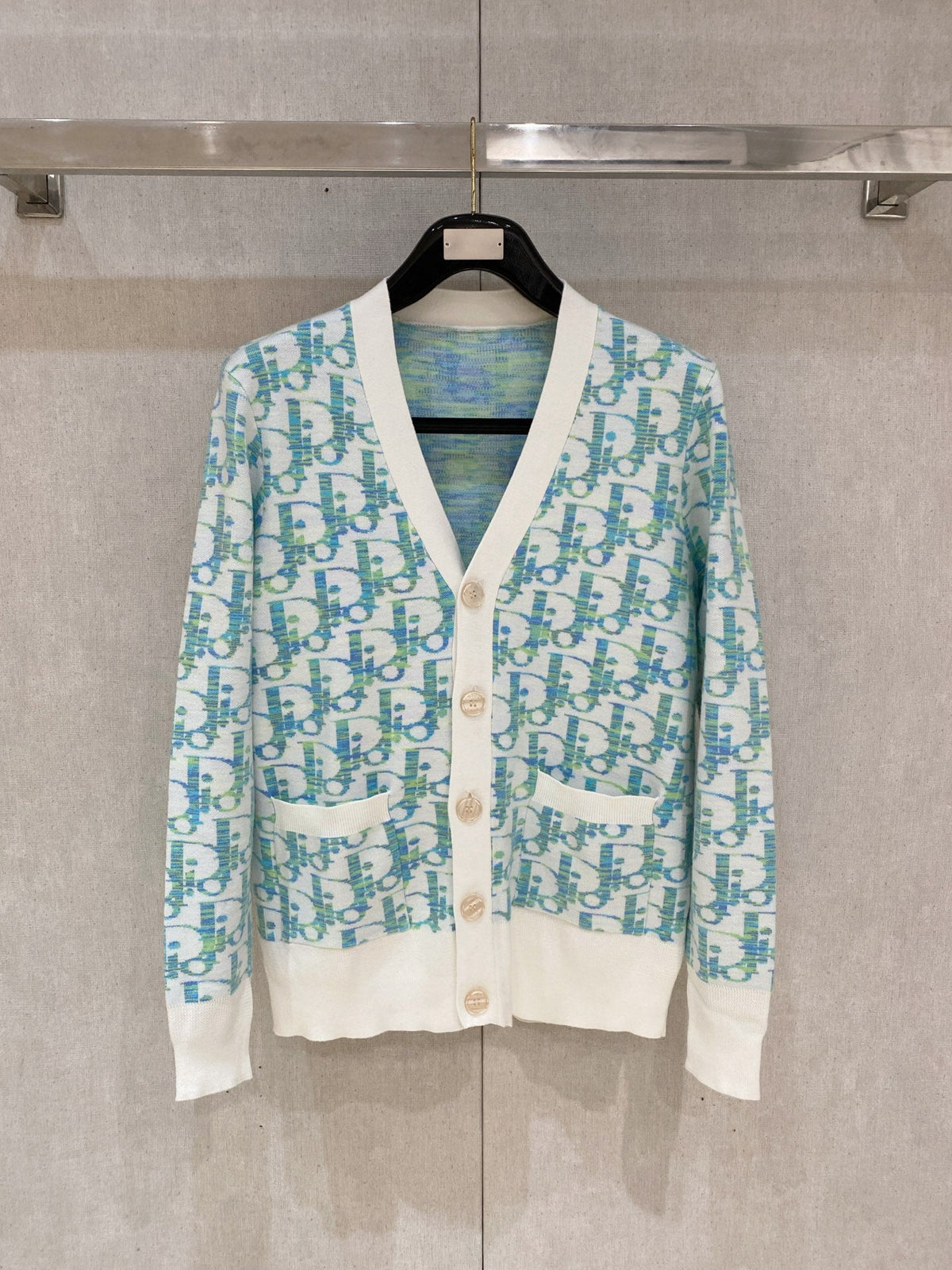 Classic Fashion Sweater-133