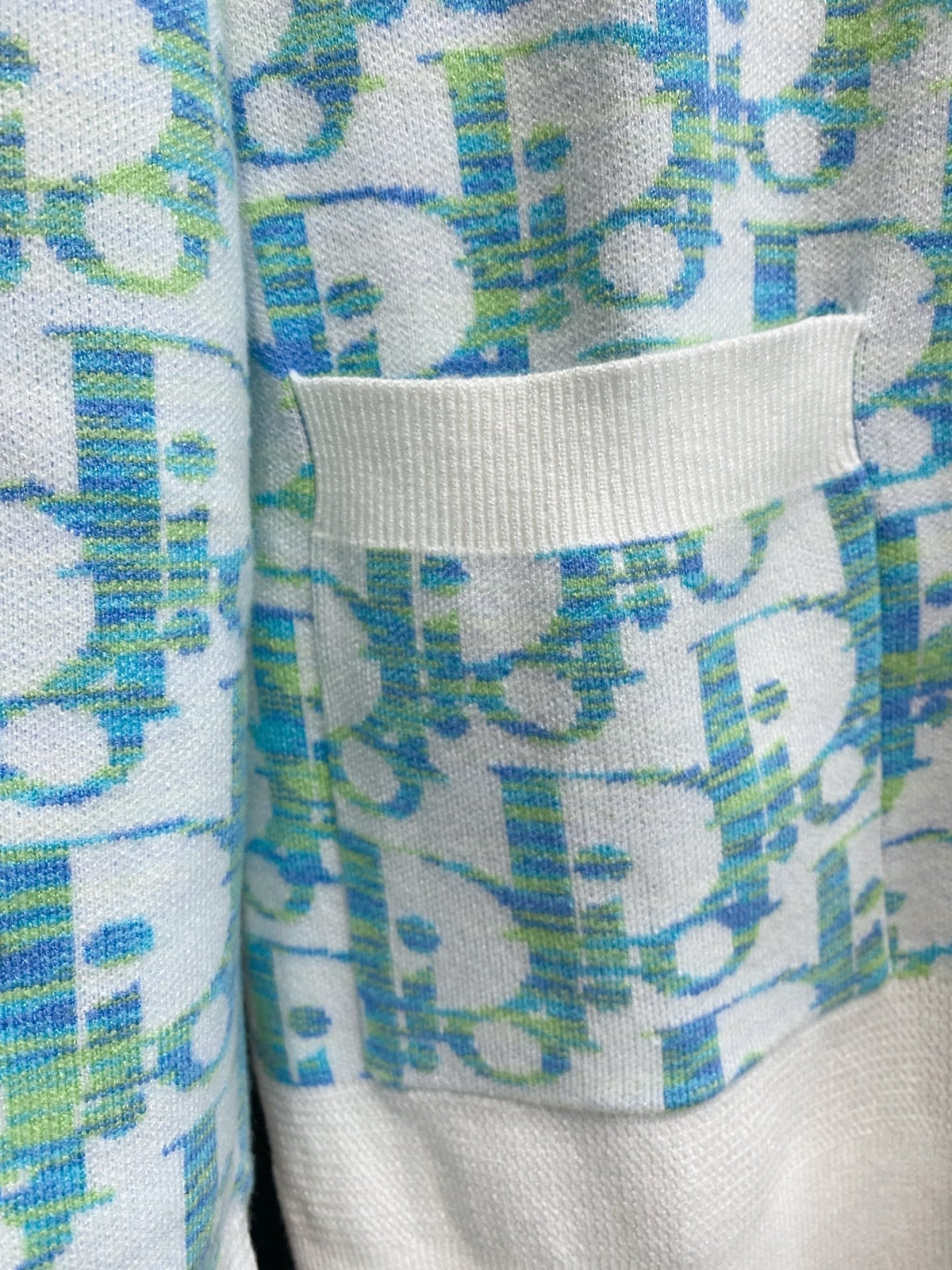 Classic Fashion Sweater-133