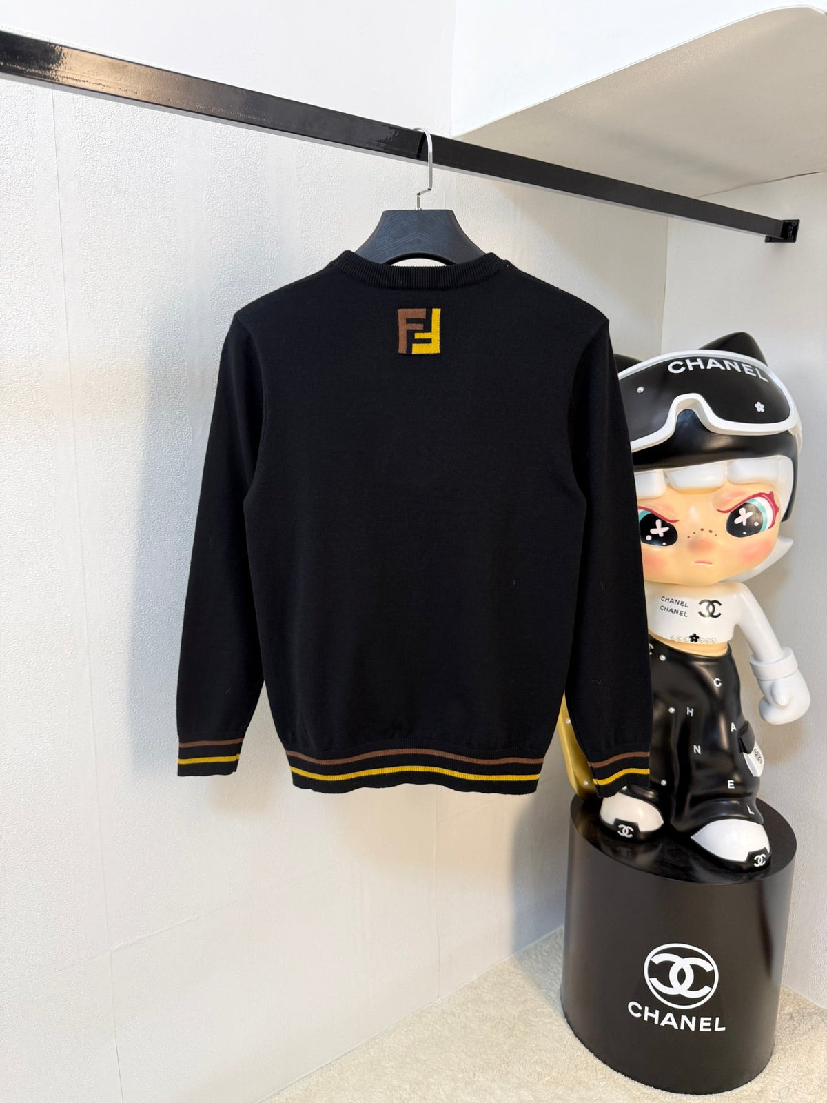 Classic Fashion Sweater-149