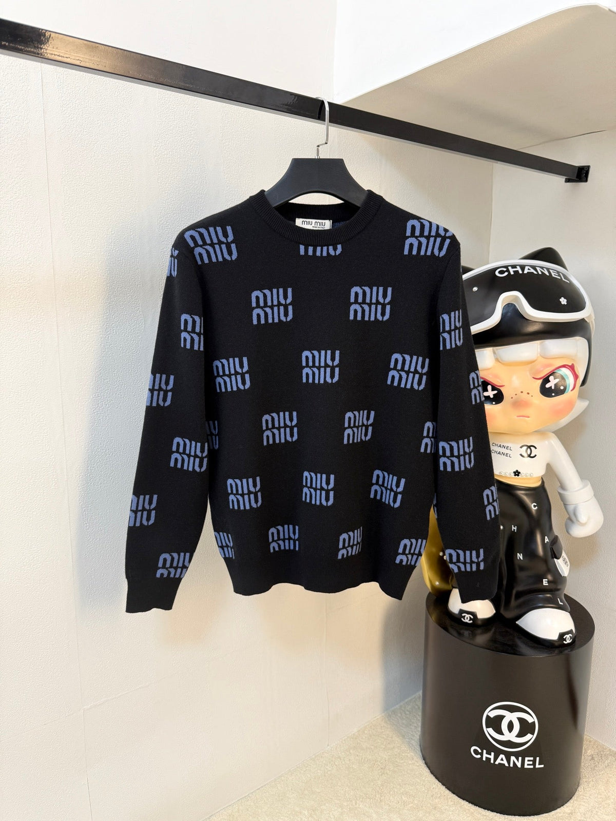 Classic Fashion Sweater-153