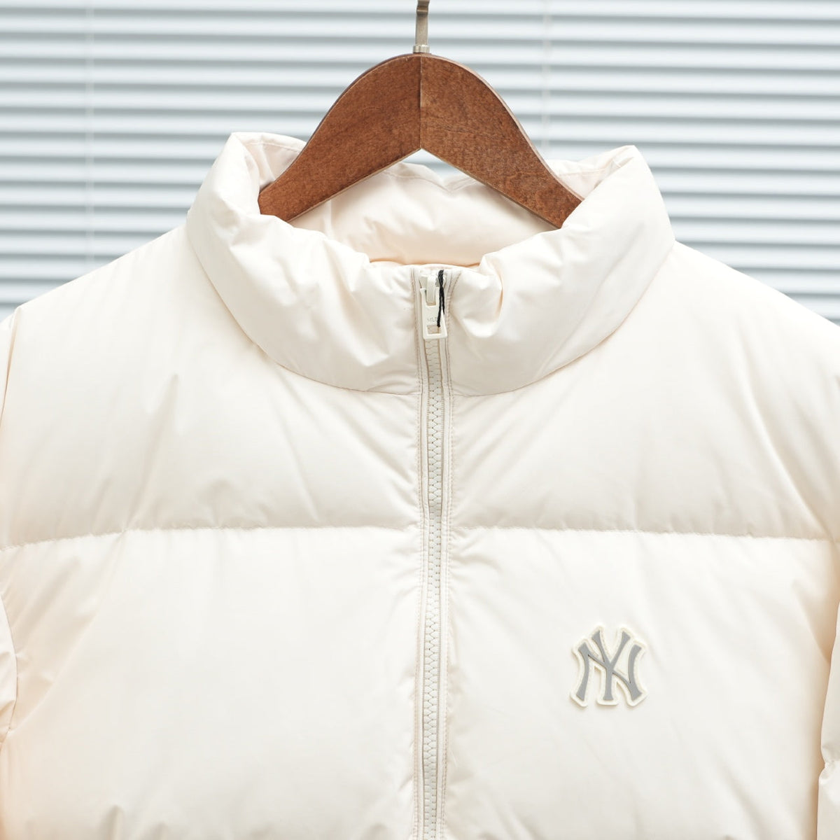 Ultra-Light Winter Puffer –27