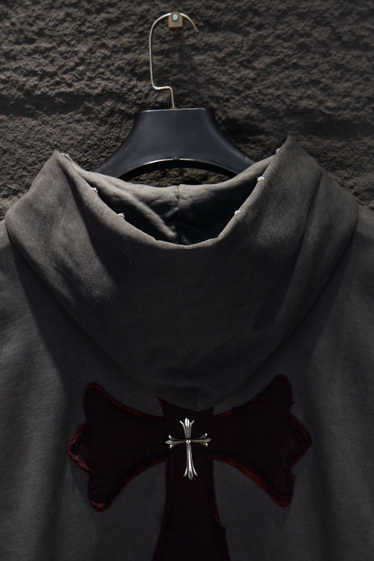 Classic Fit Hoodie-1006