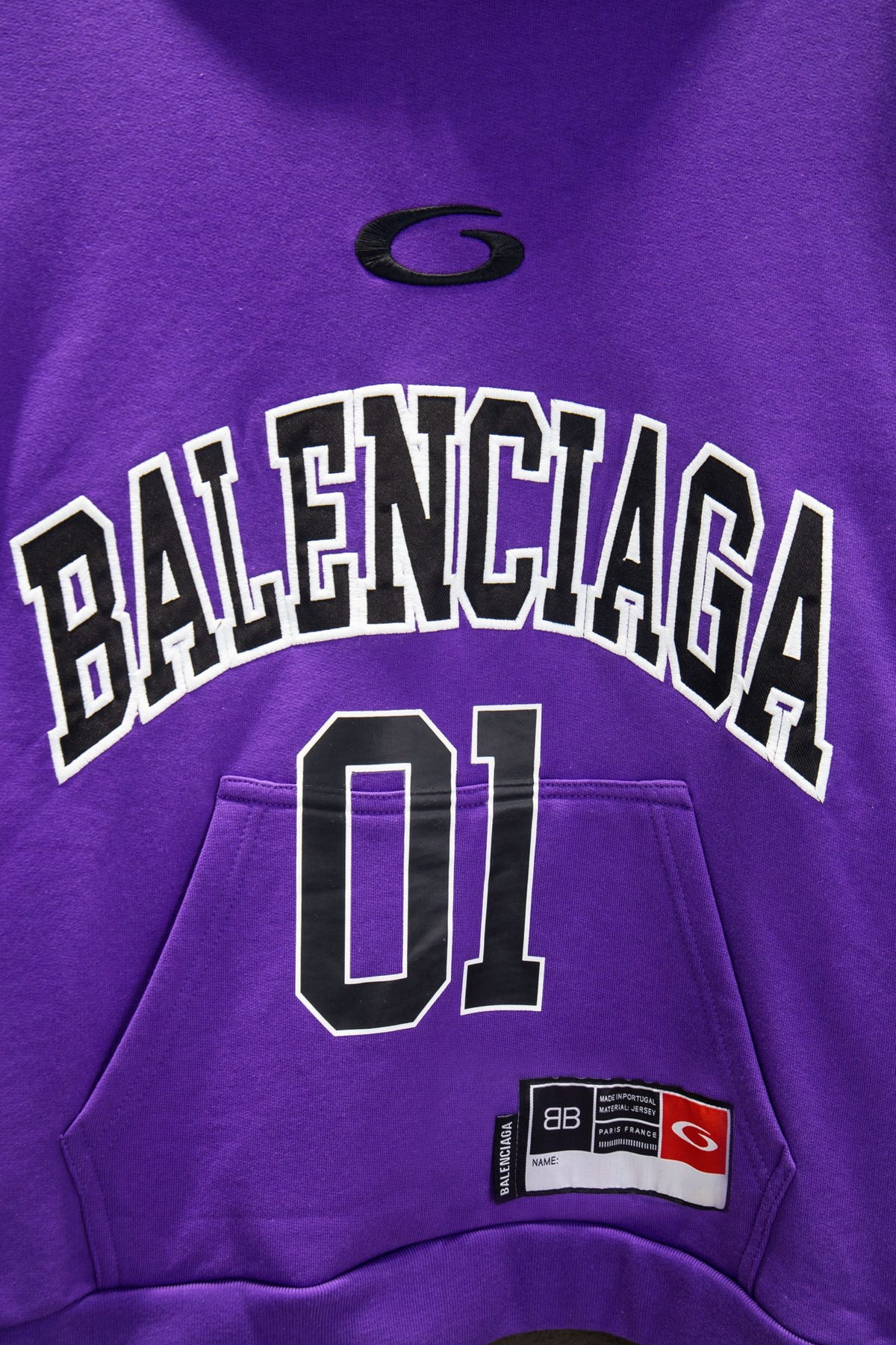 Classic Fit Hoodie-1008