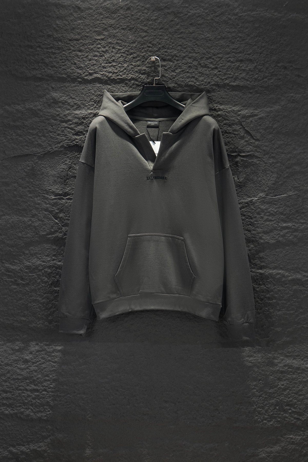 Classic Fit Hoodie-1015