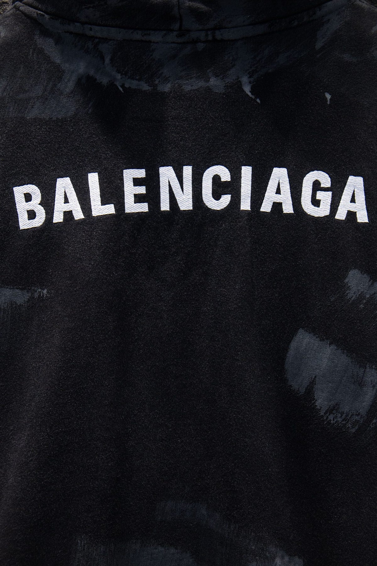 Classic Fit Hoodie-1016