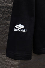 Classic Fit Hoodie-1018