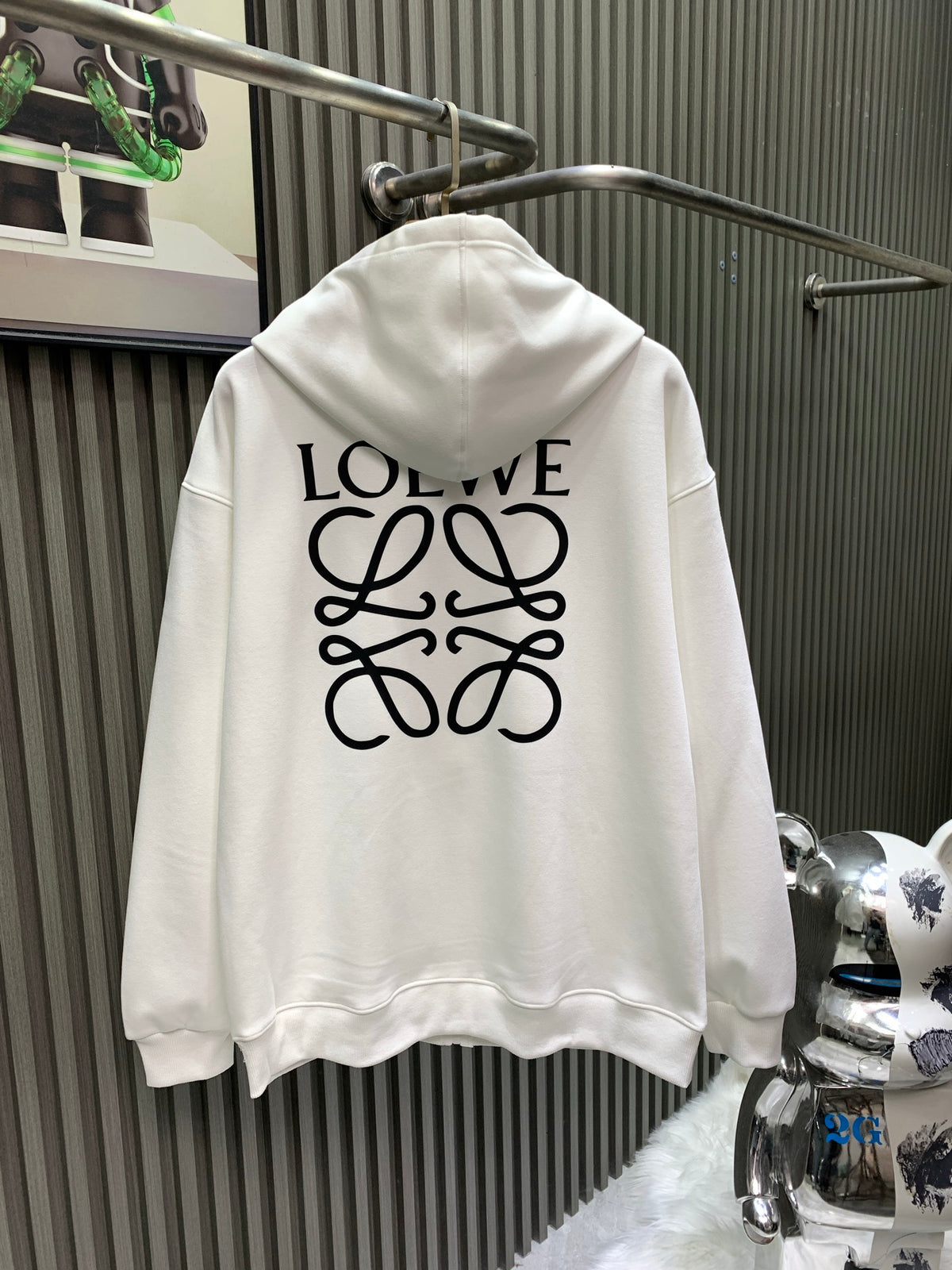 Classic Fit Hoodie-1020