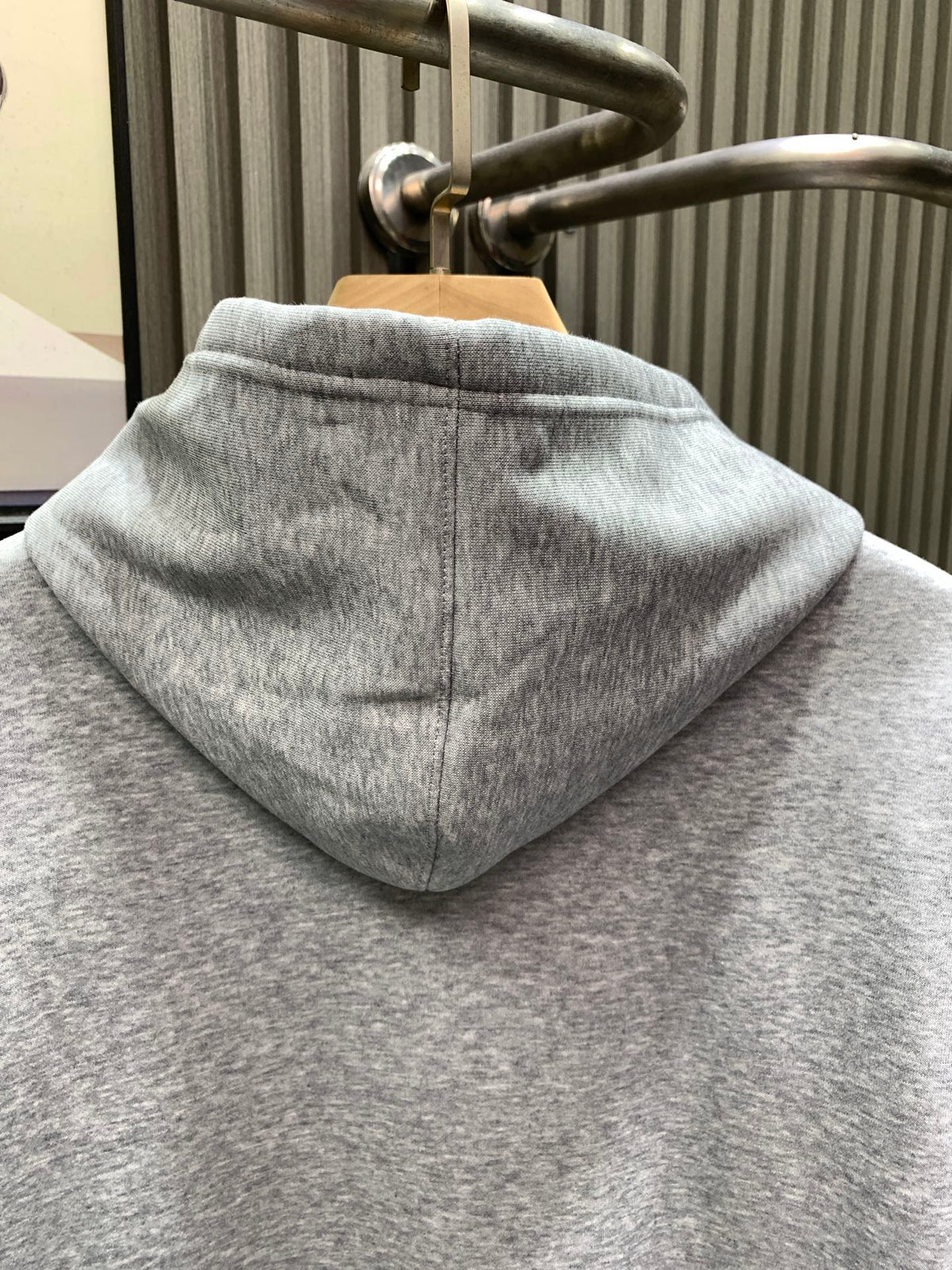 Classic Fit Hoodie-1026