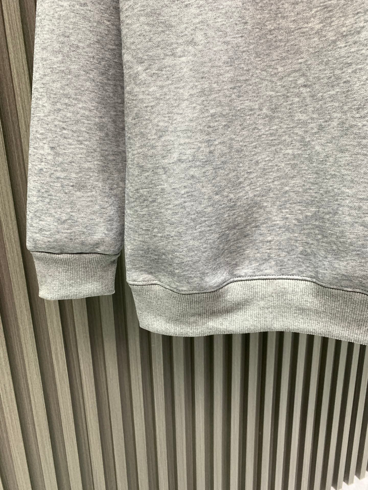 Classic Fit Hoodie-1026