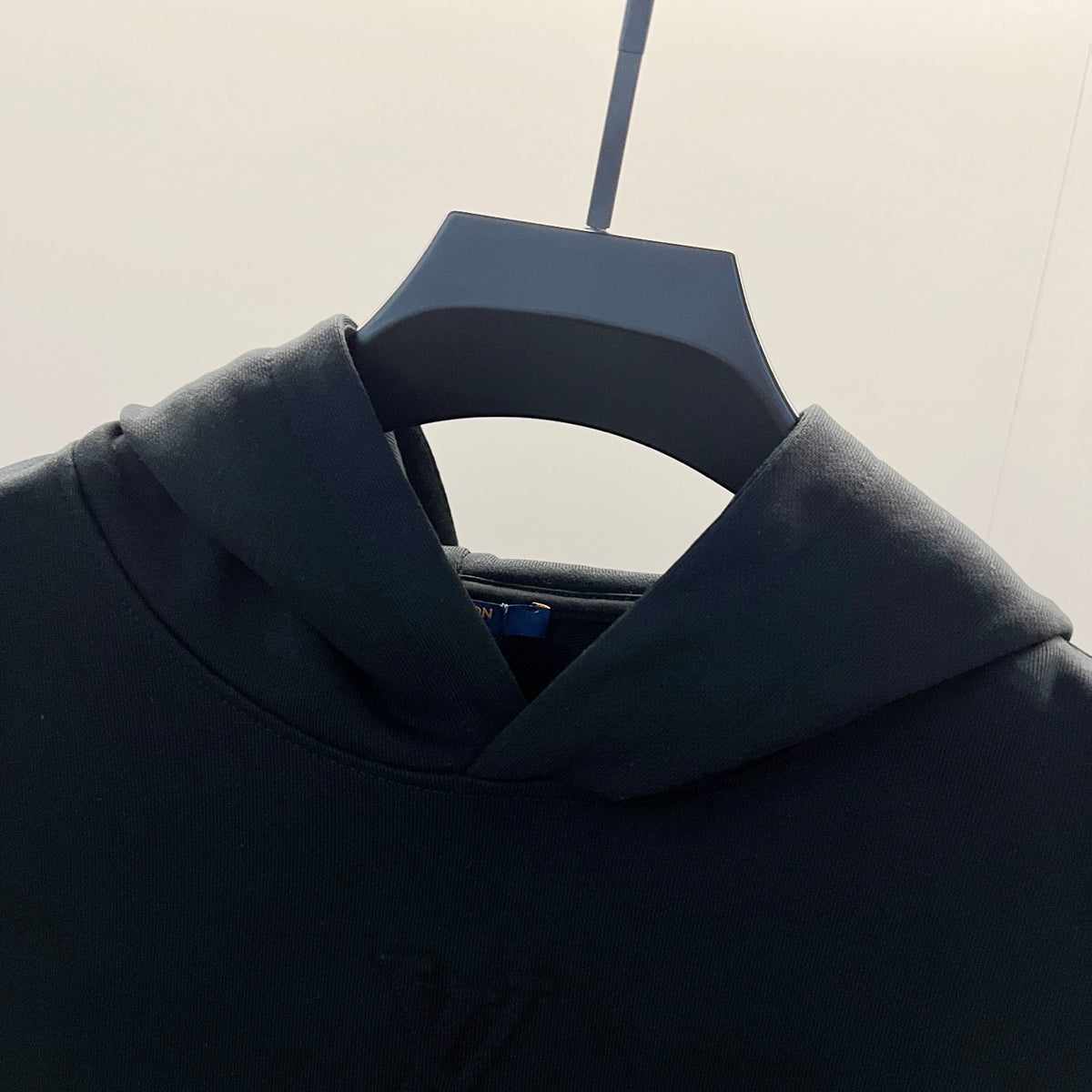 Classic Fit Hoodie-1038