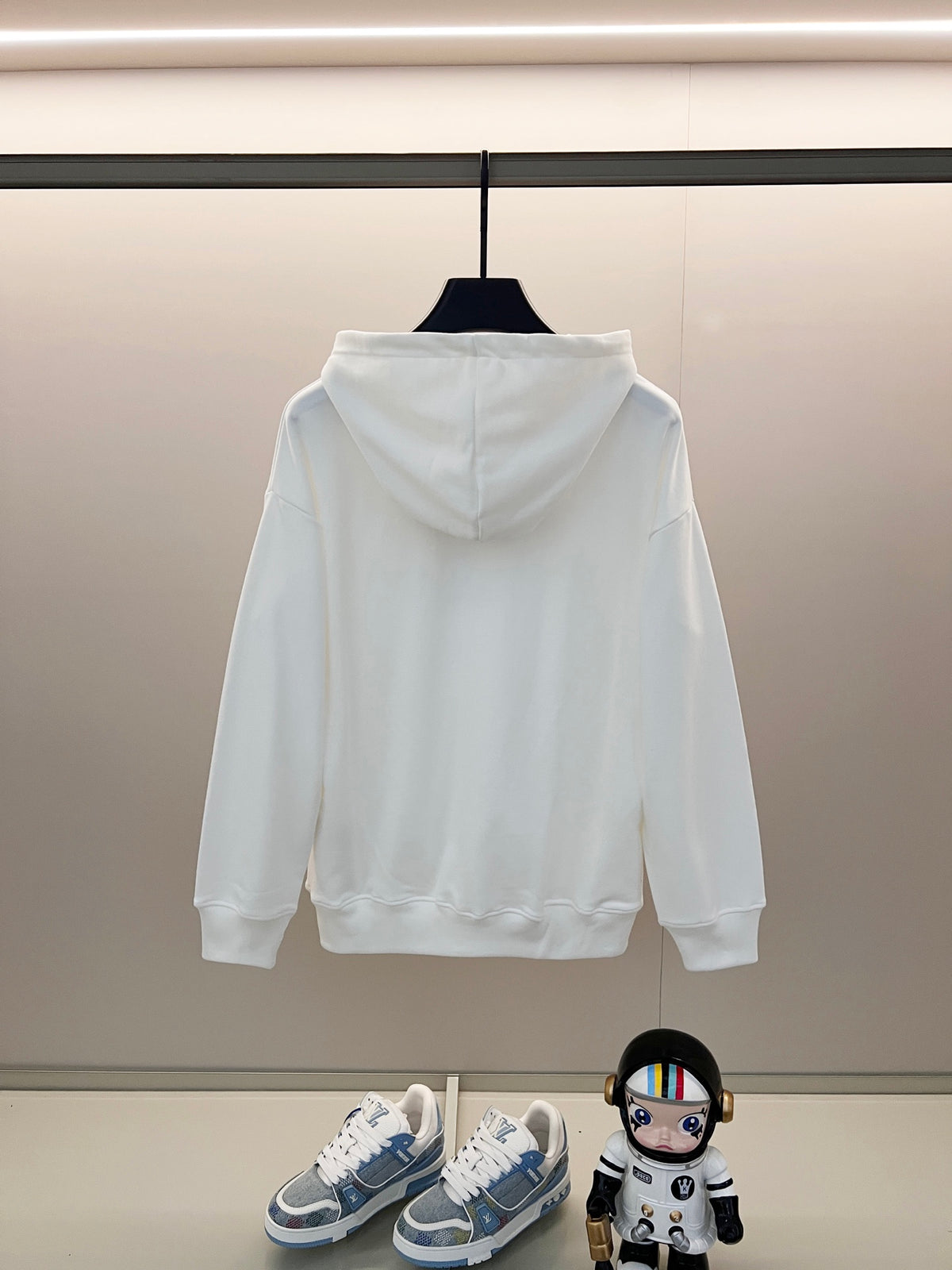 Classic Fit Hoodie-1043