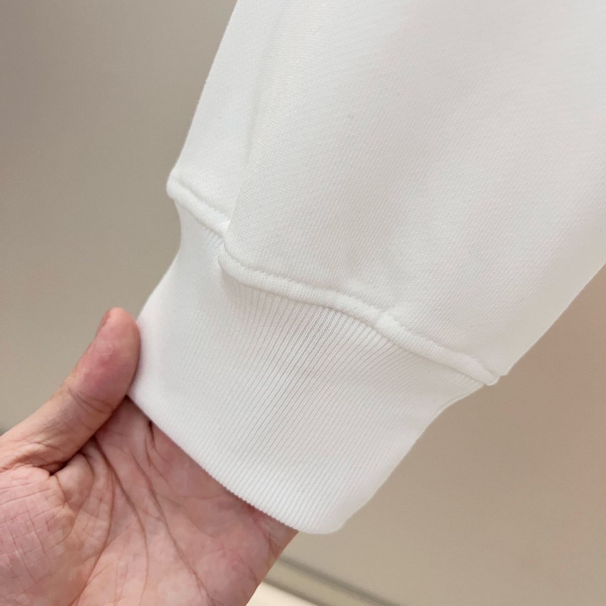 Classic Fit Hoodie-1045