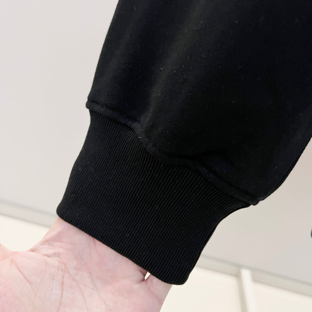 Classic Fit Hoodie-1054