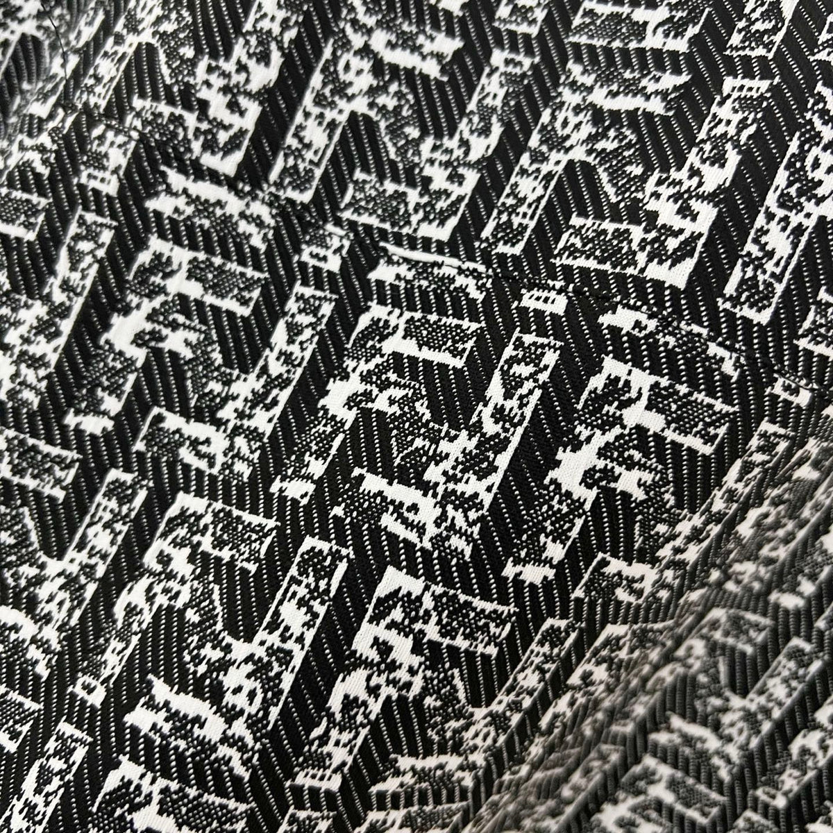 Classic Fit Hoodie-1060