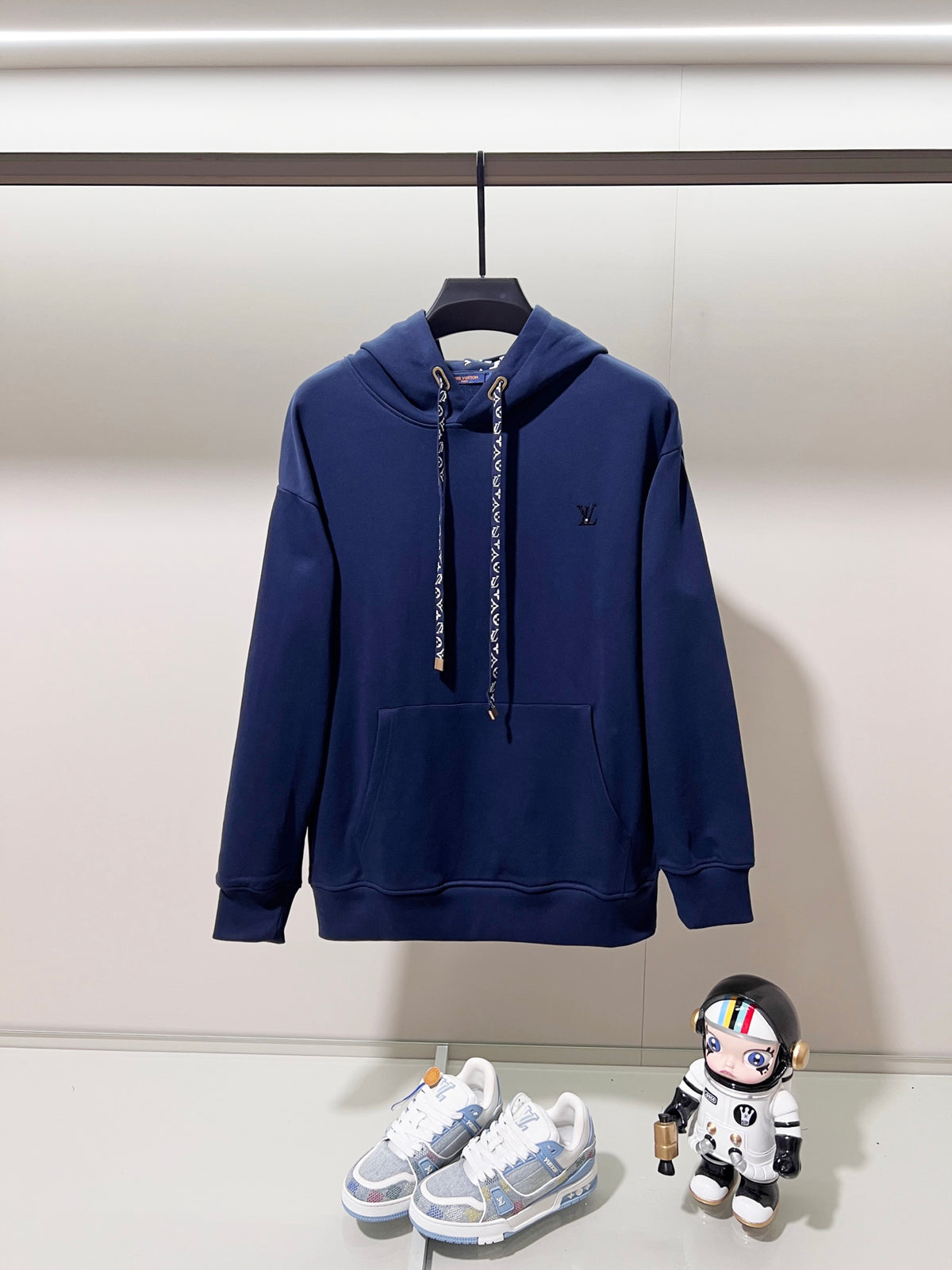 Classic Fit Hoodie-1061