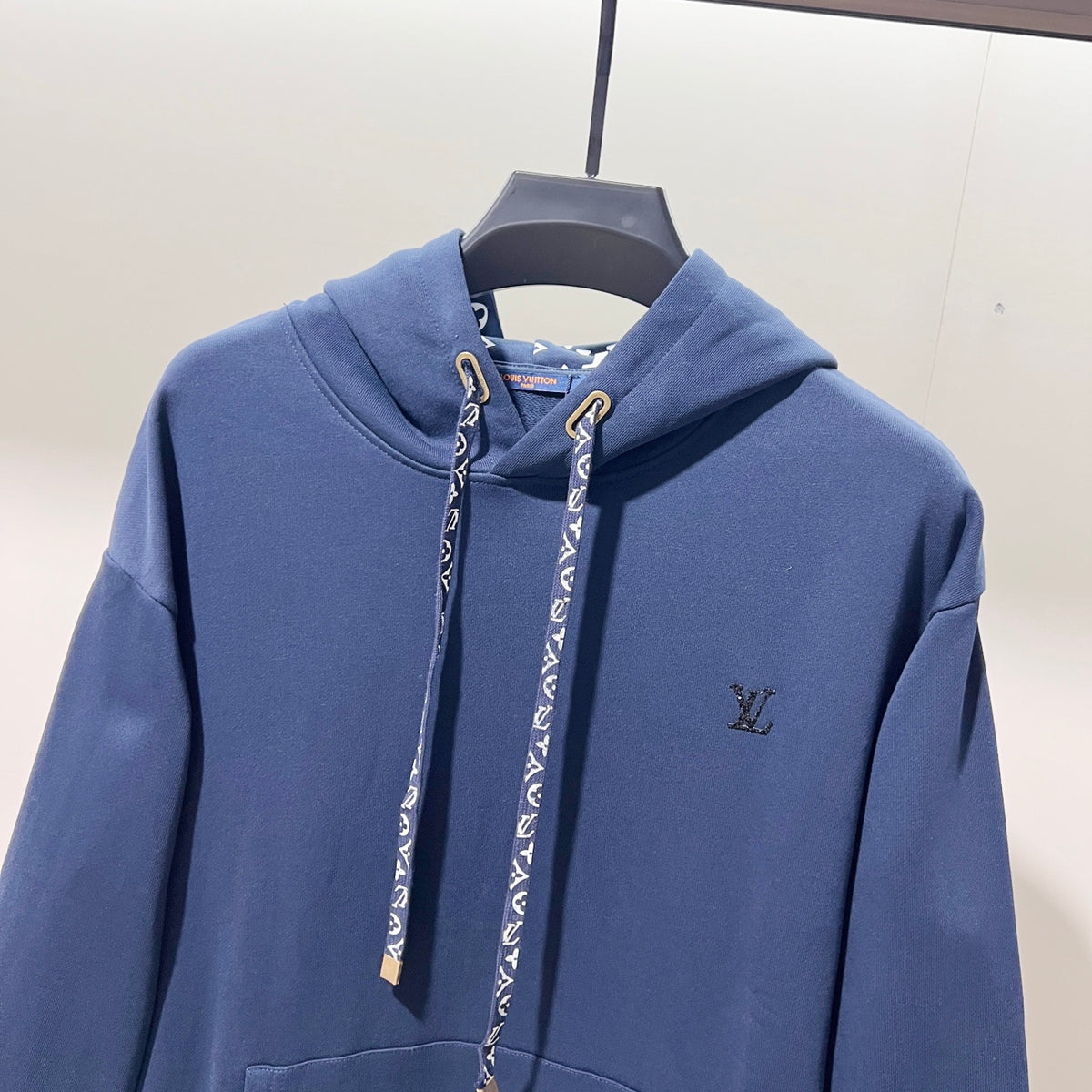 Classic Fit Hoodie-1061