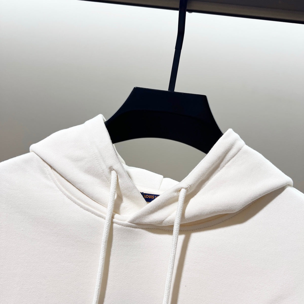 Classic Fit Hoodie-1064