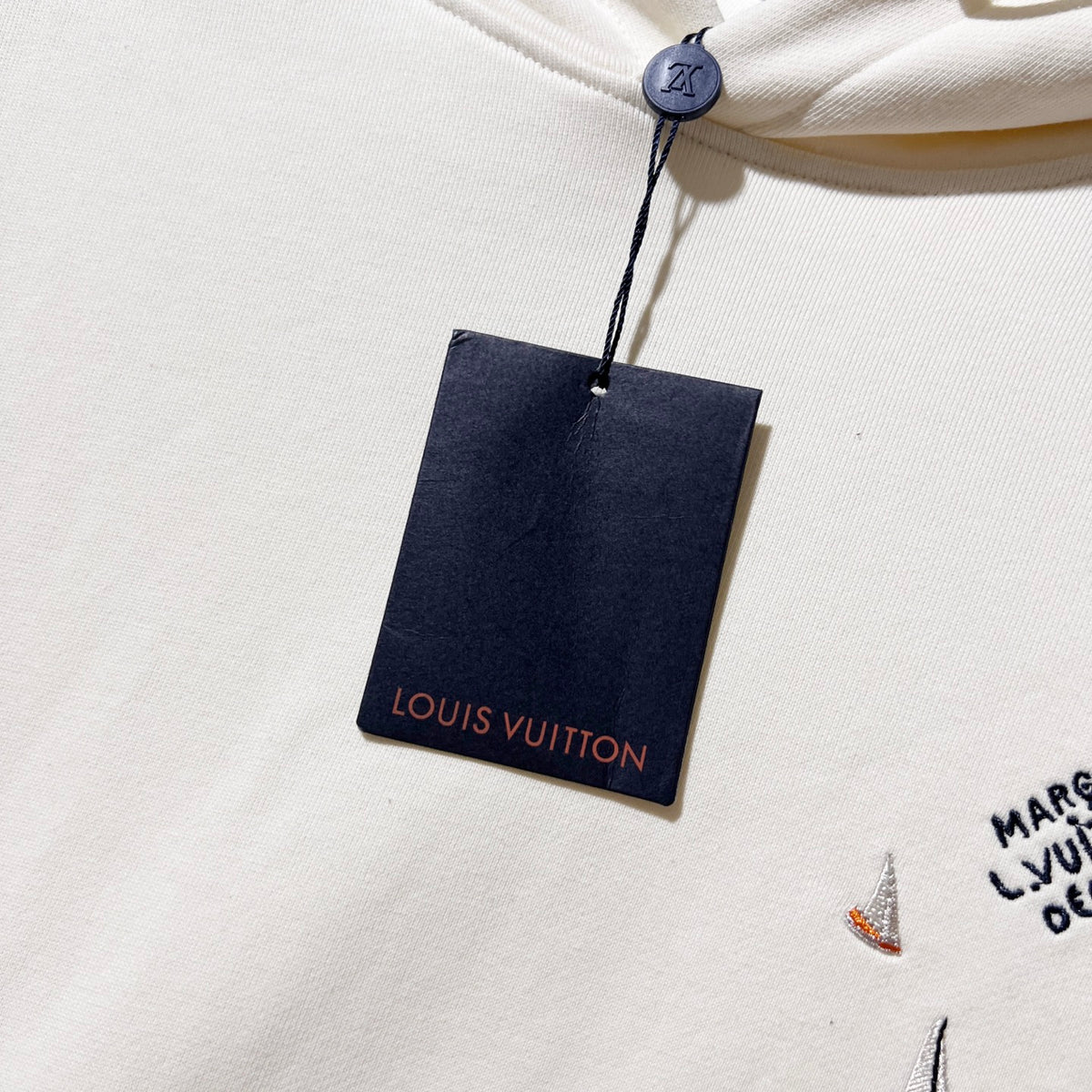 Classic Fit Hoodie-1064