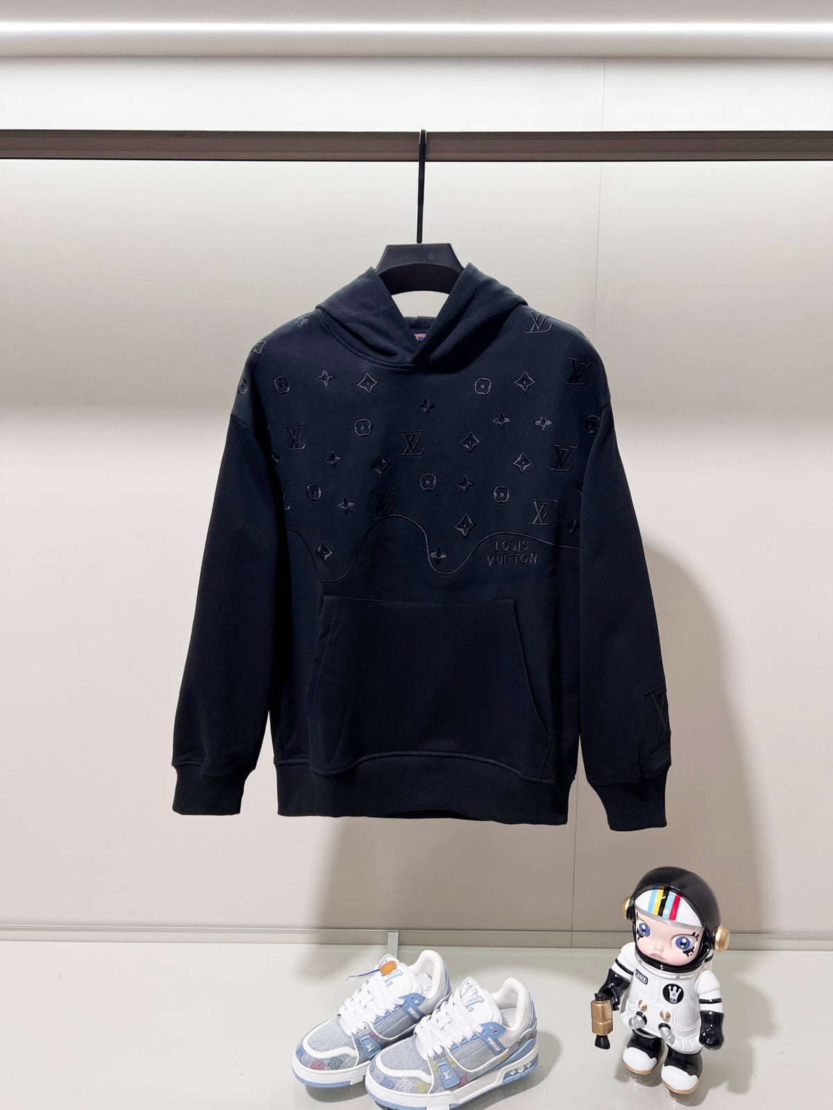 Classic Fit Hoodie-1065