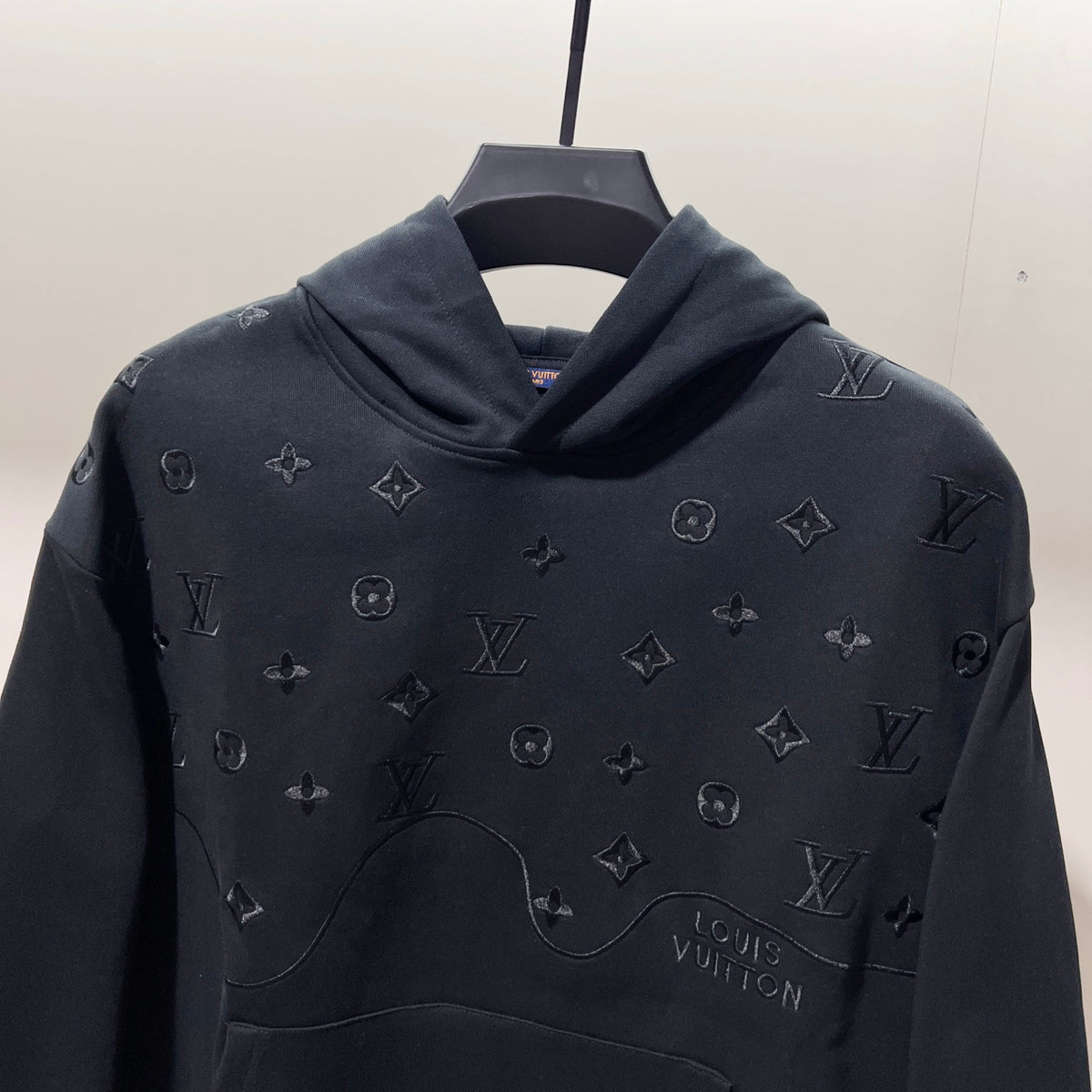 Classic Fit Hoodie-1065