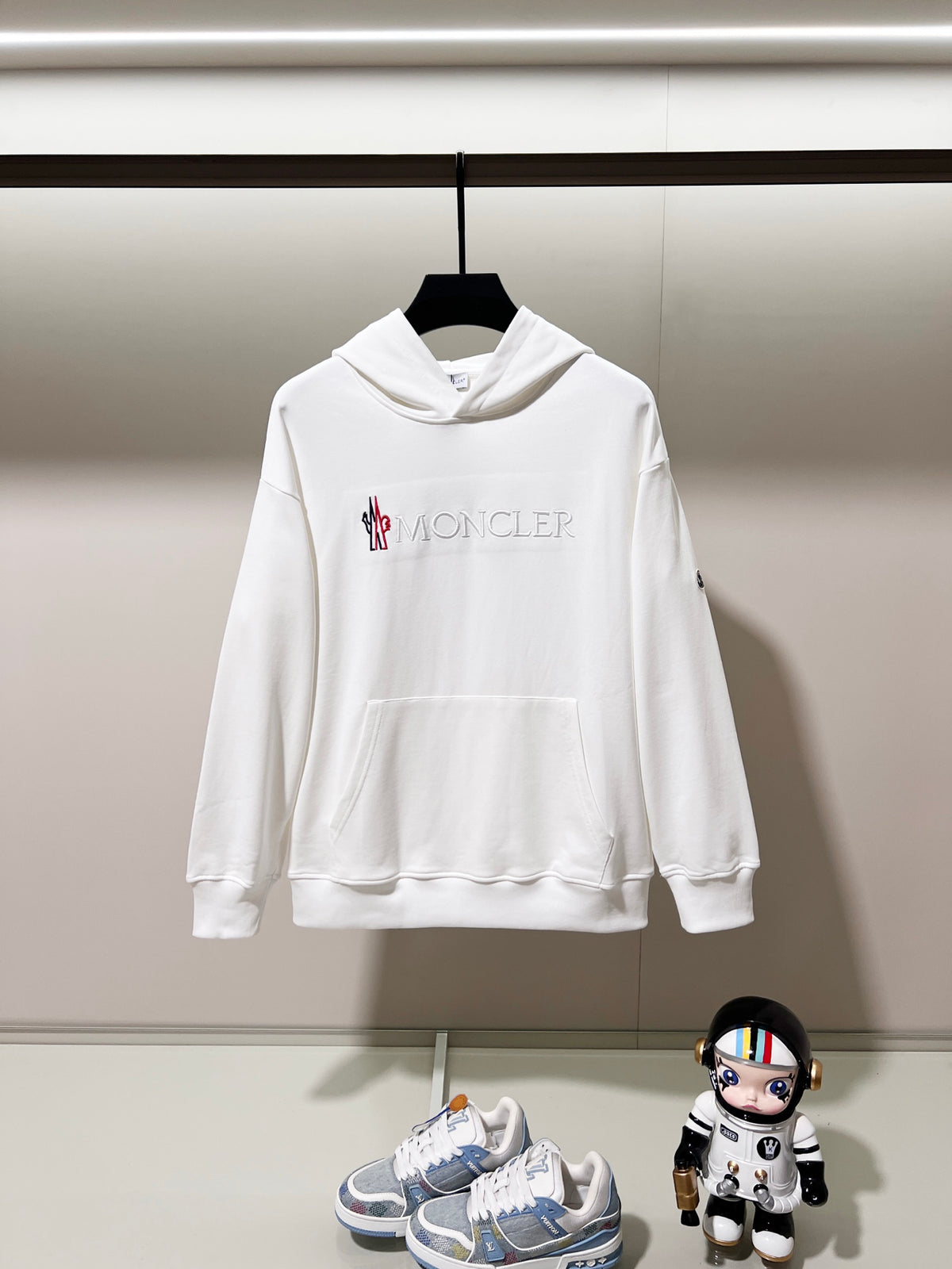 Classic Fit Hoodie-1075