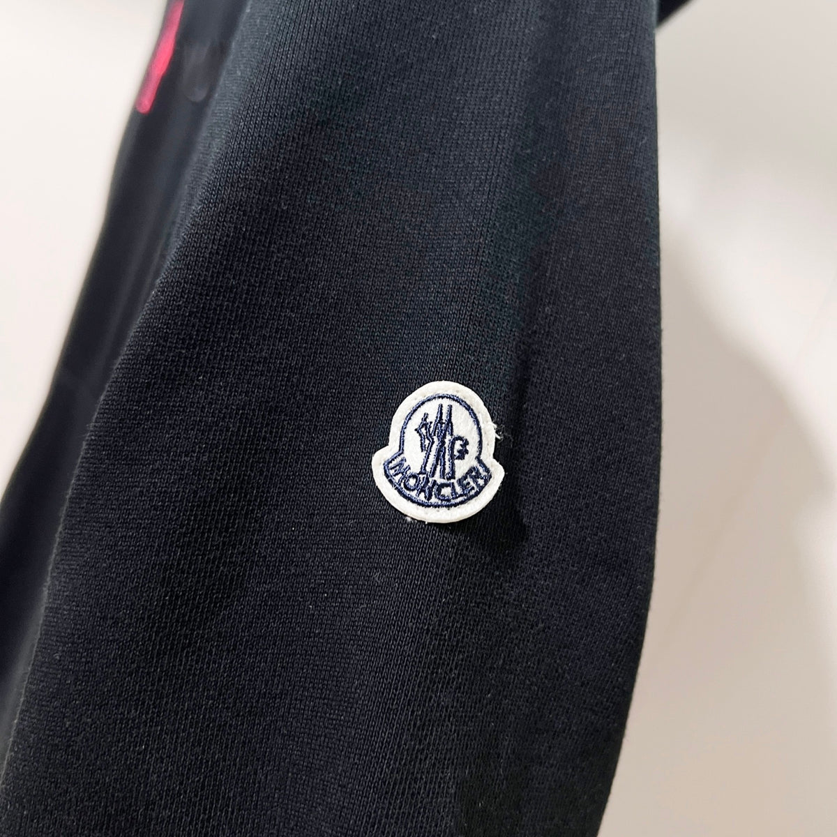 Classic Fit Hoodie-1076