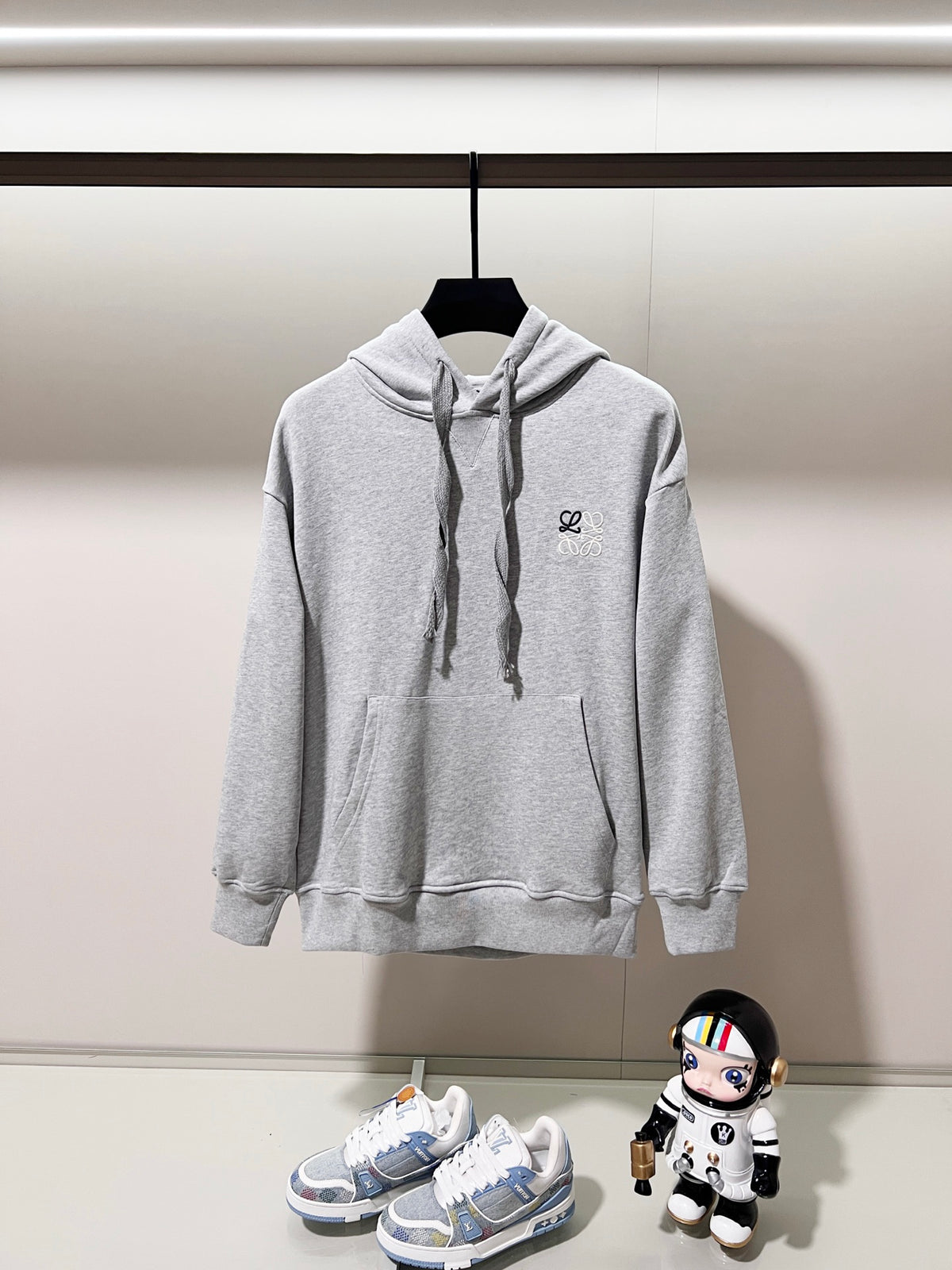 Classic Fit Hoodie-1079