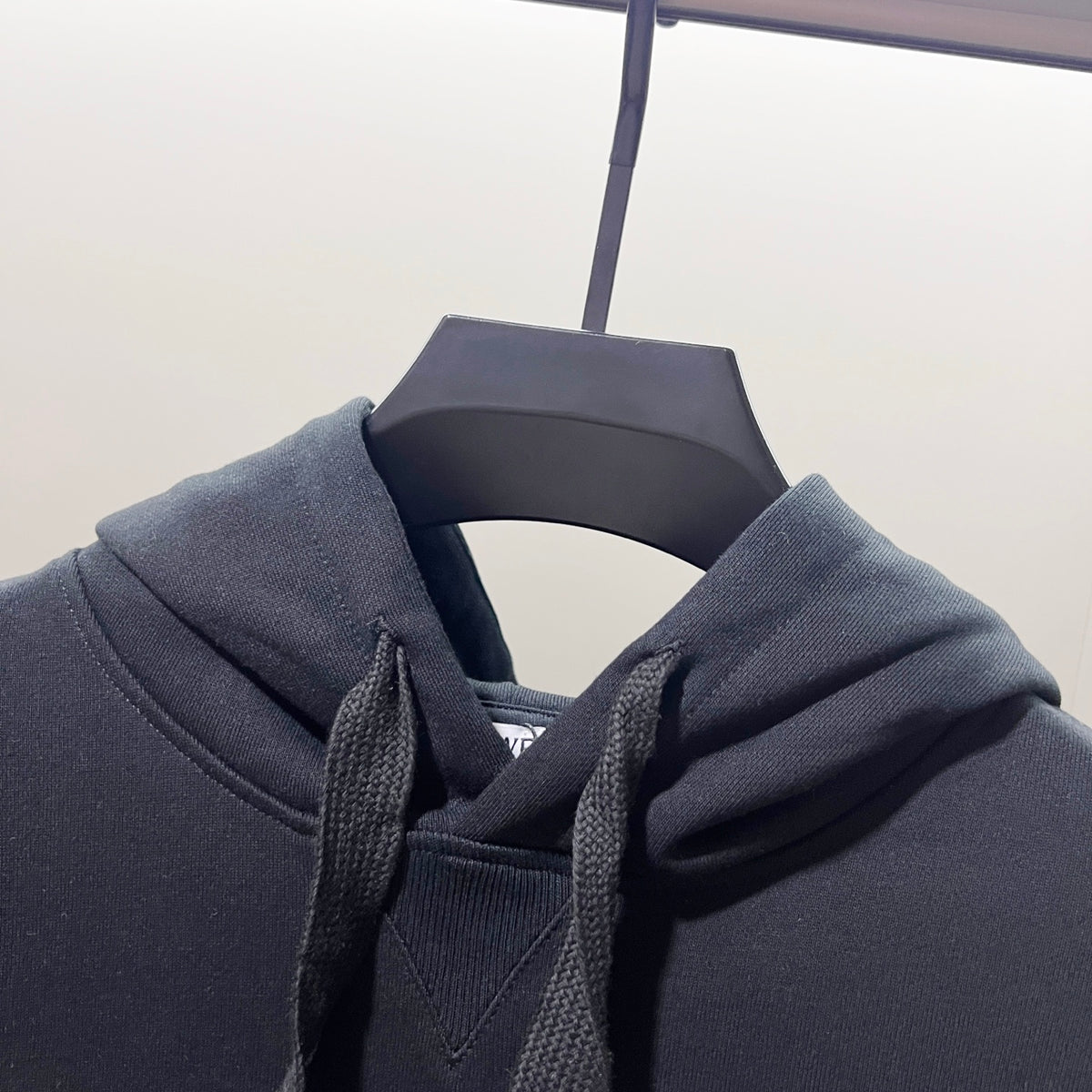 Classic Fit Hoodie-1081