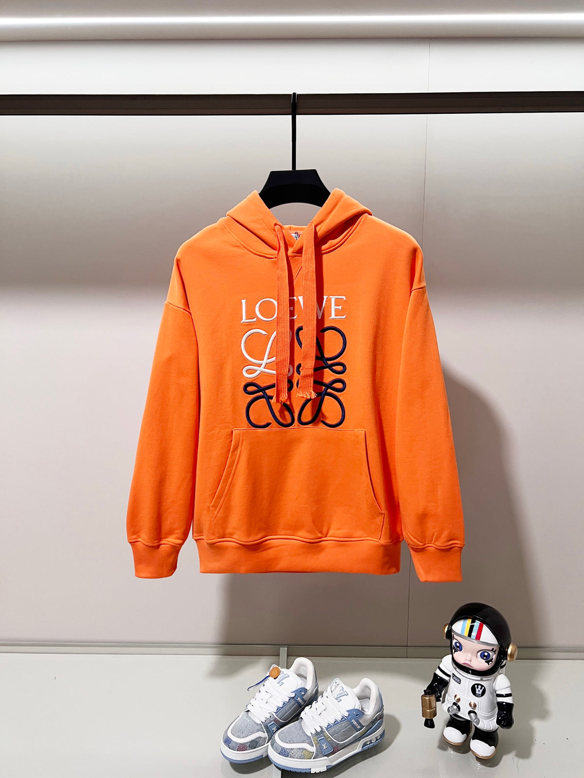 Classic Fit Hoodie-1083