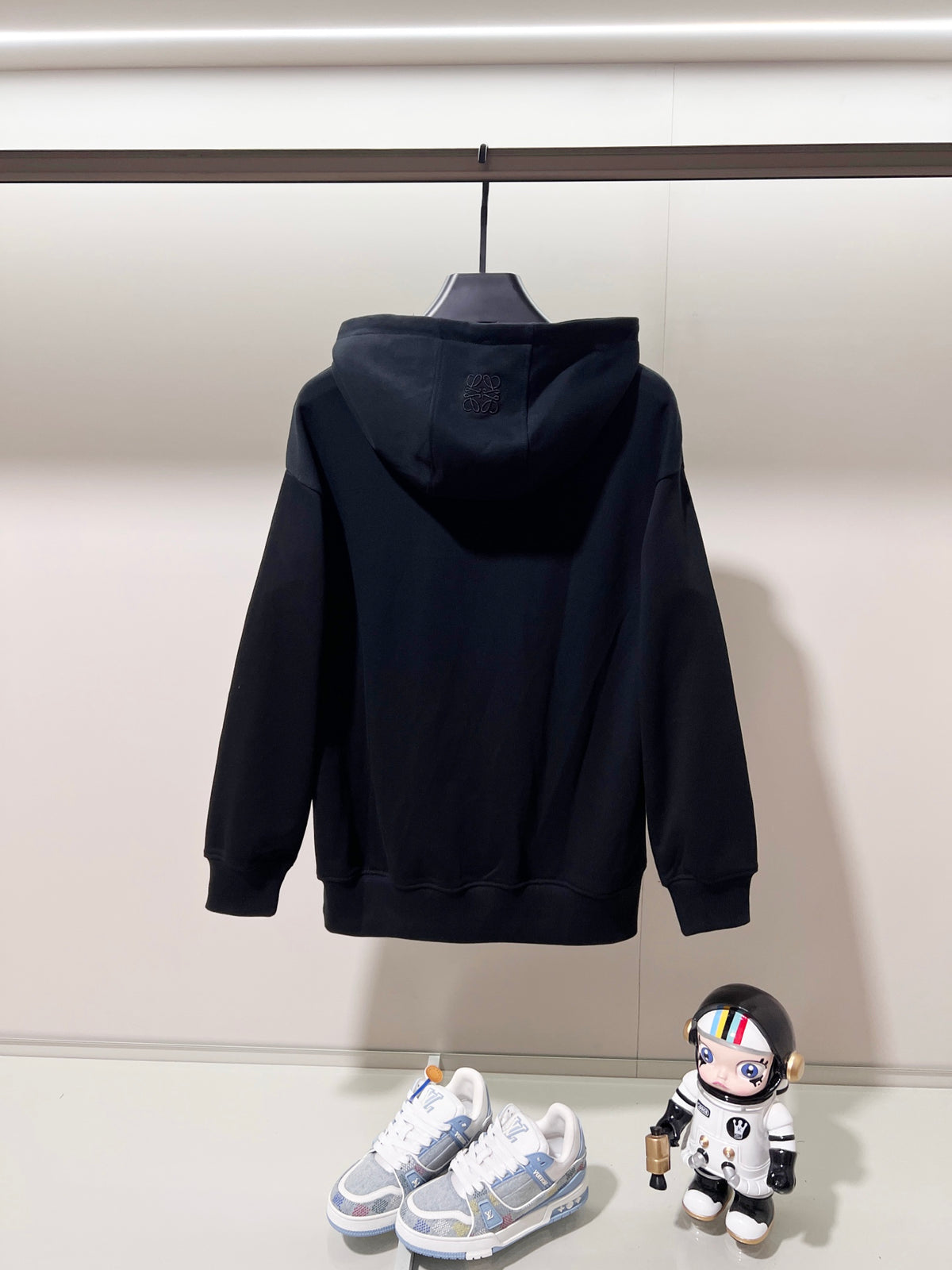 Classic Fit Hoodie-1088