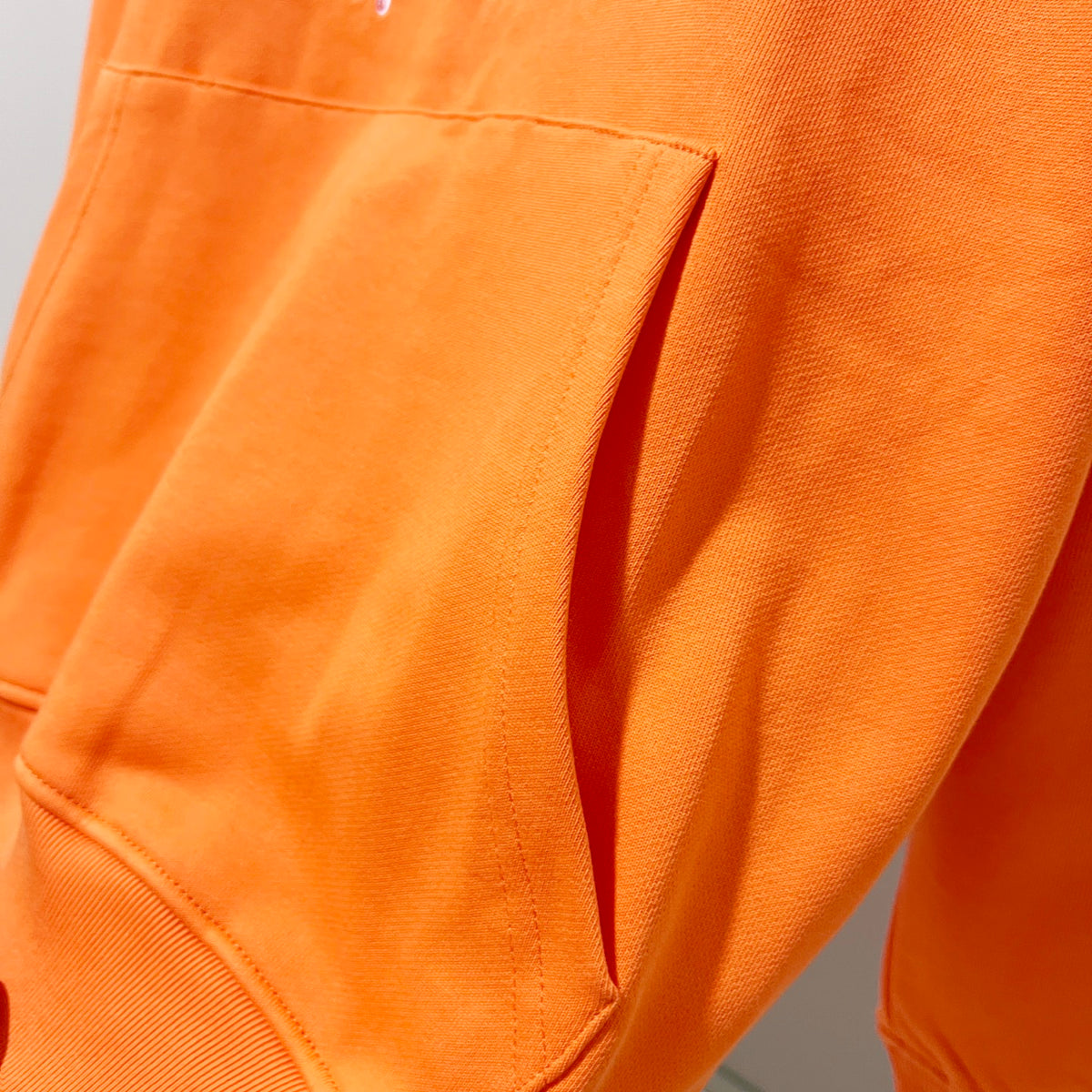 Classic Fit Hoodie-1093