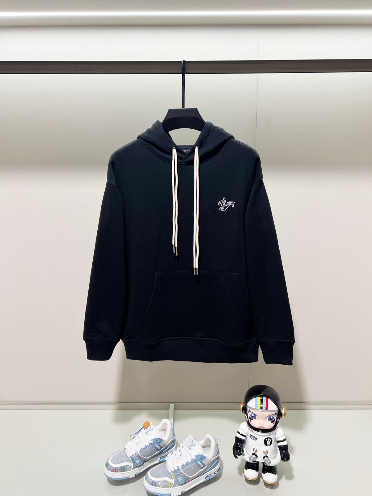 Classic Fit Hoodie-1101