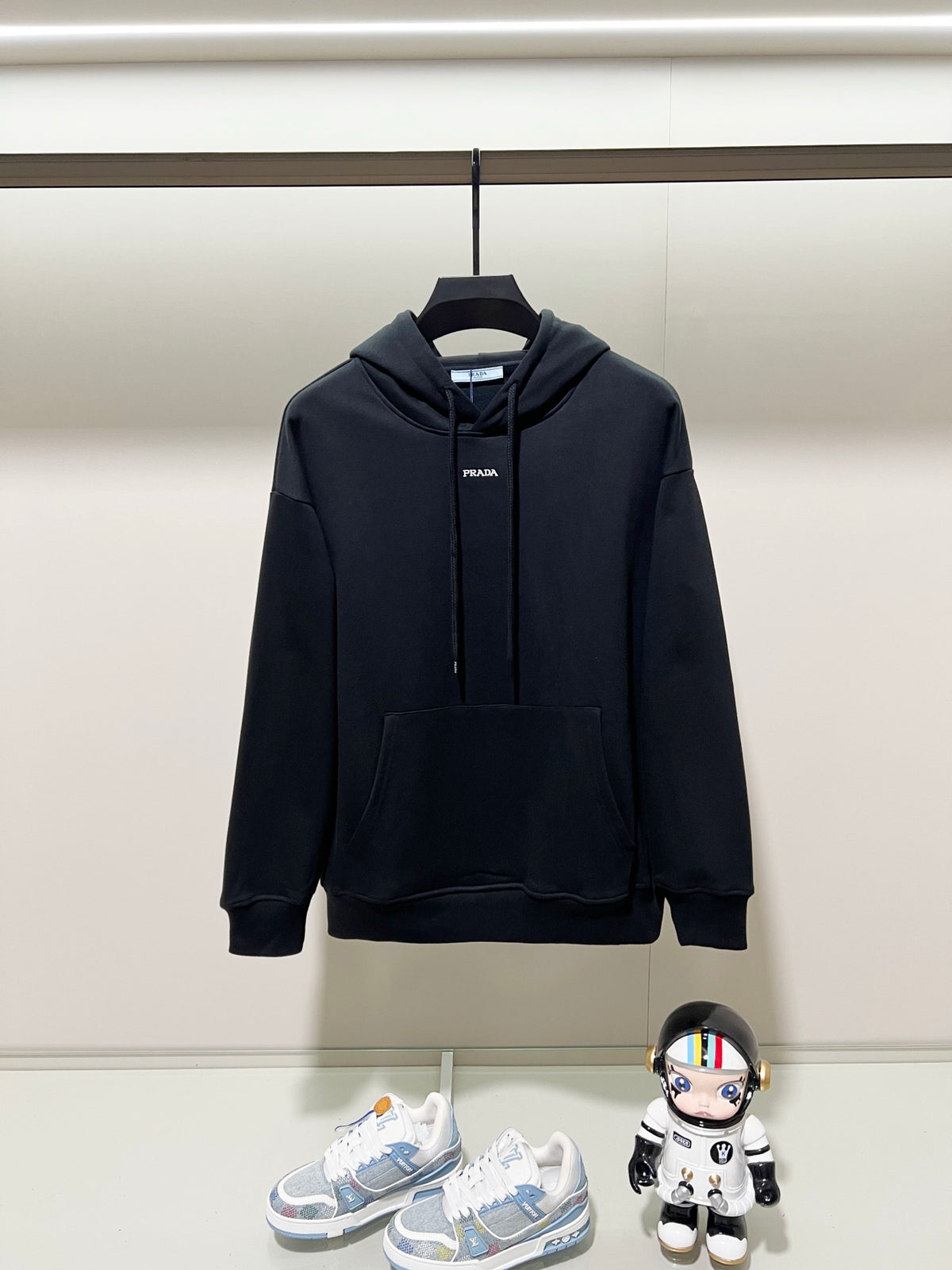 Classic Fit Hoodie-1108