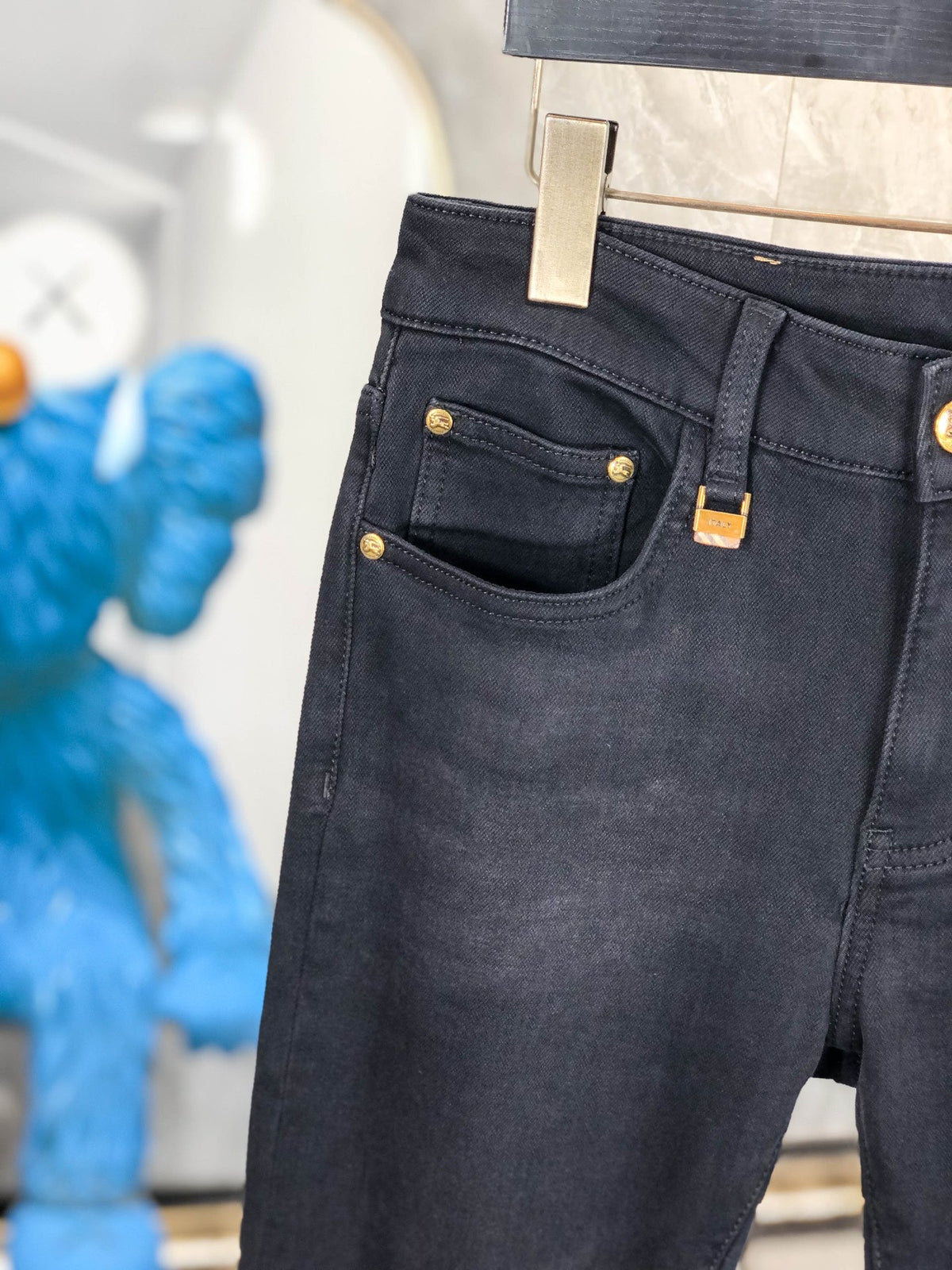 Premium Comfort Denim Jeans-40