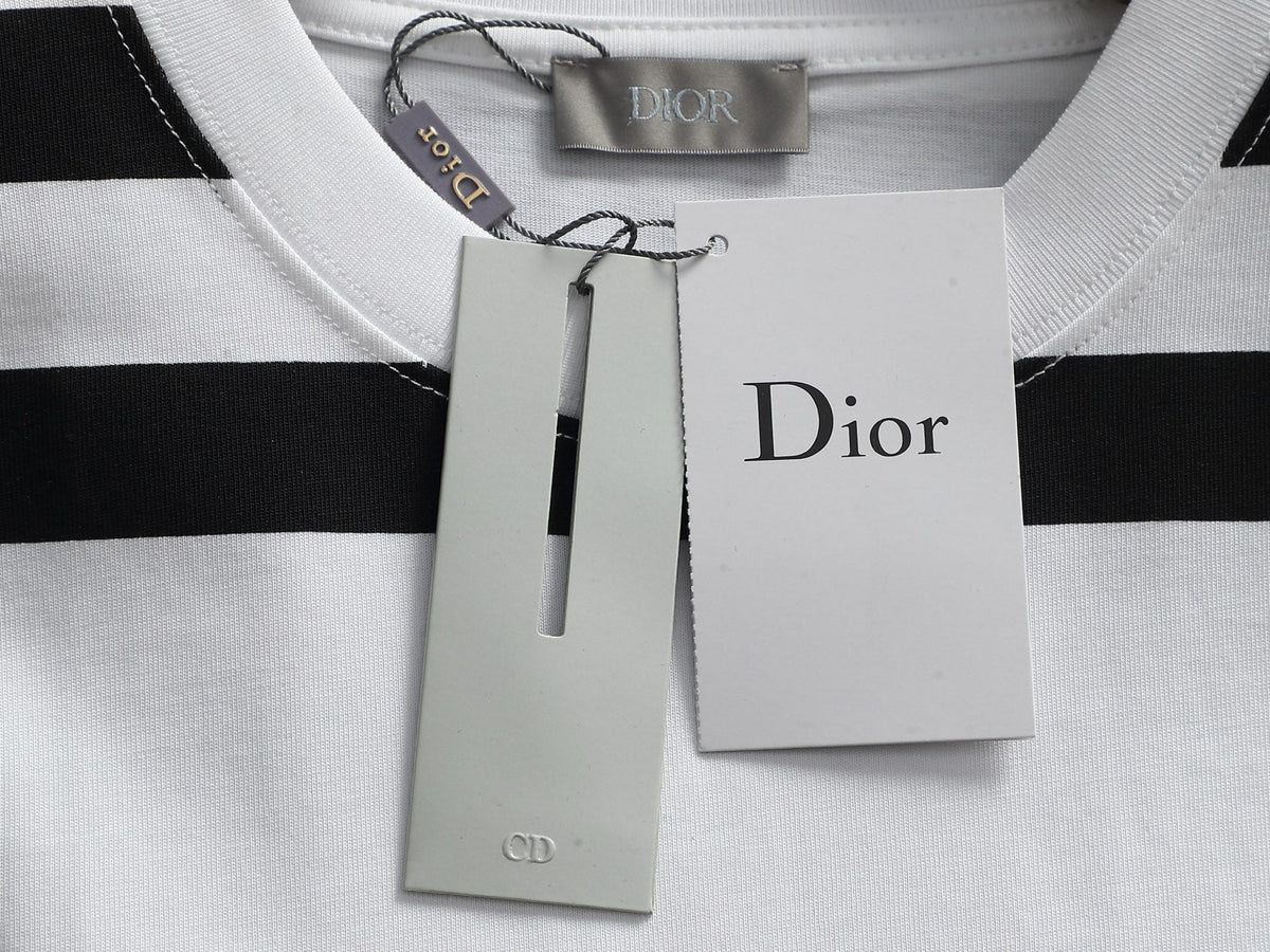 Classic T-shirt-175