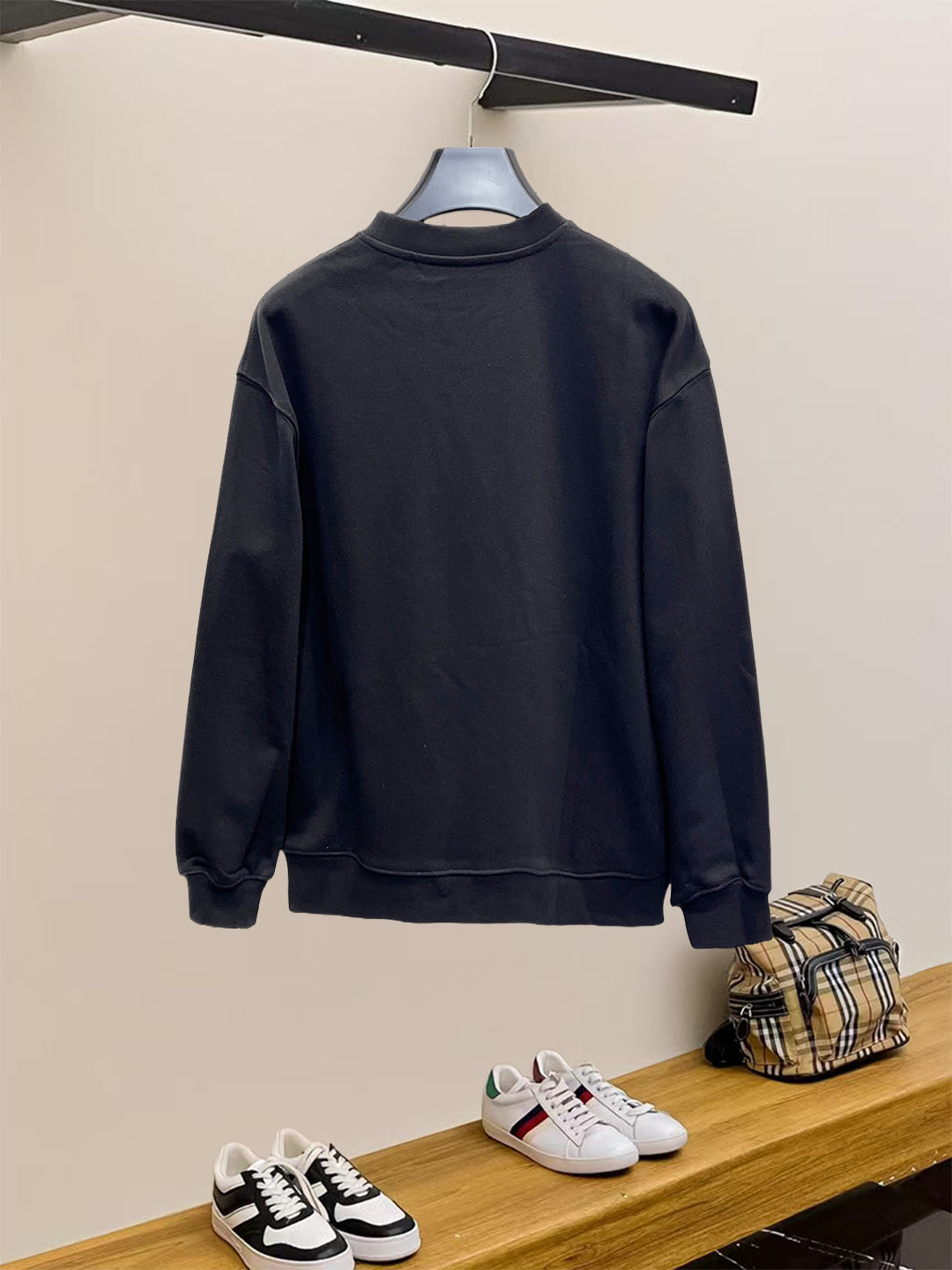 Classic Fit Hoodie-1050